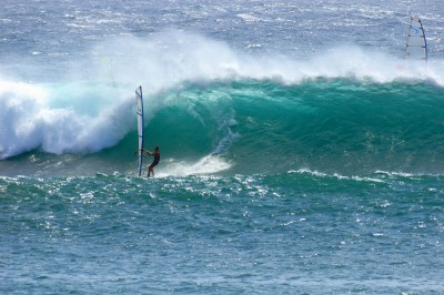 CAPO MANNU WINDSURF.jpg