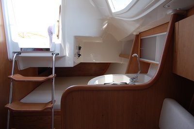 interno poppa 2 comet 26.JPG