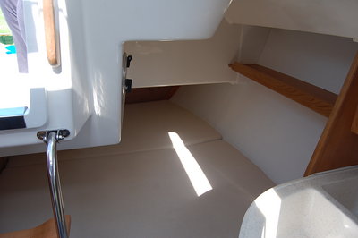 interno poppa comet 26.JPG
