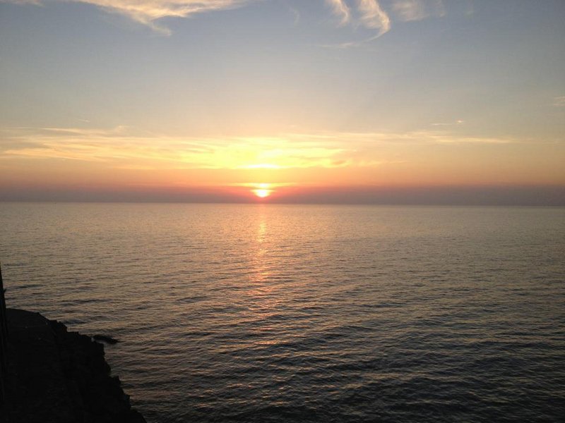 Tramonto dalla chiesa del soccorso Ischia.jpg