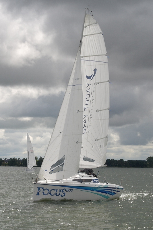 Focus 800 racer 1 (533x800).jpg