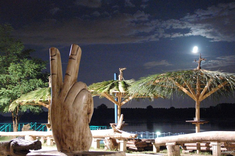 notte peace.jpg