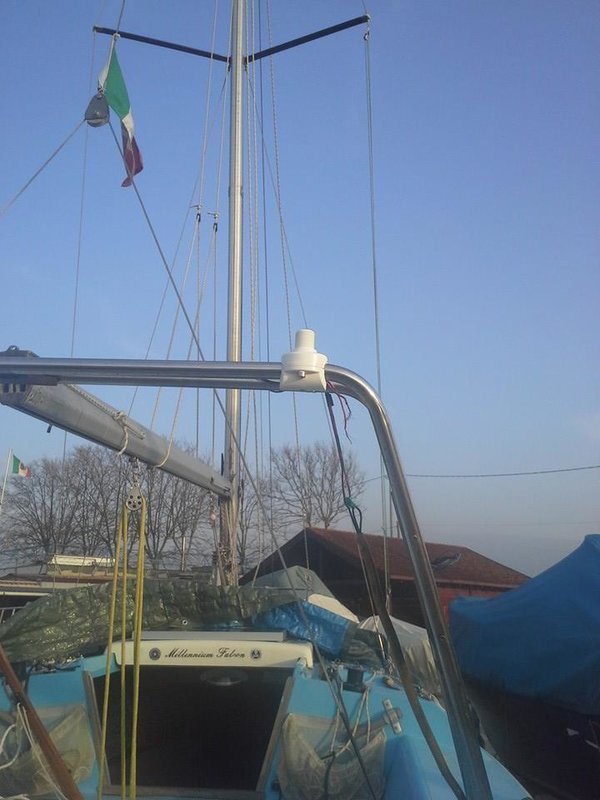 attacco antenna GPS.jpg